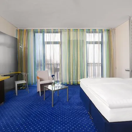 Innside By Melia Otel BRE